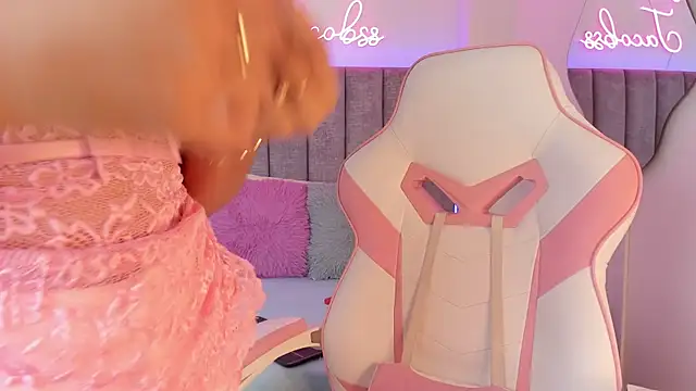 Snapshot of jacobss_gh chatting on 03.22.25 jacobss gh online show from 03.22.25