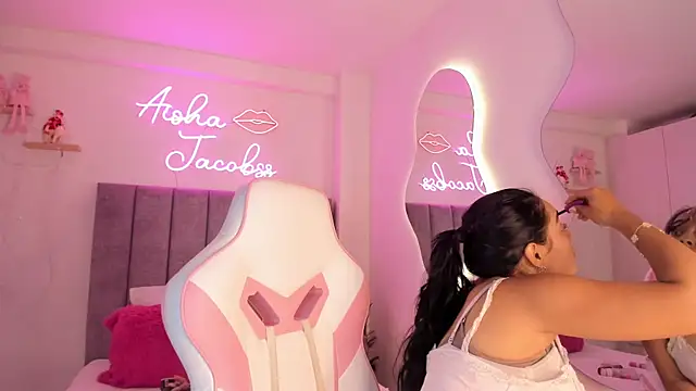 Snapshot of jacobss_gh chatting on 09.28.25 jacobss gh online show from 09.28.25