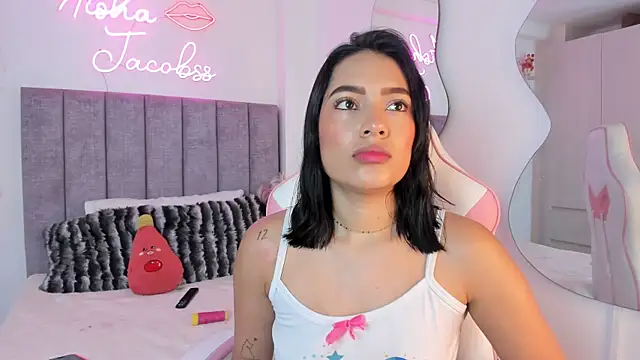 Snapshot of jacobss_gh chatting on 11.23.25 jacobss gh online show from 11.23.25