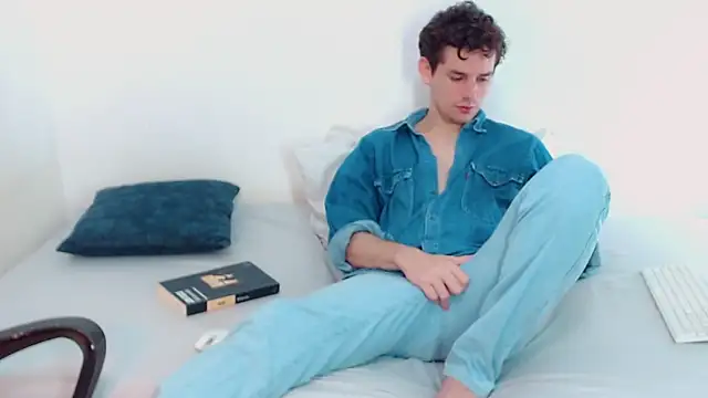 Elio555 online show from 12.02.24