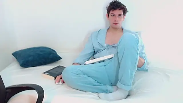 Elio555 online show from 12.15.24