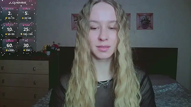 Snapshot of Lily__Devil chatting on 02.09.26 Lily Devil online show from 02.09.26