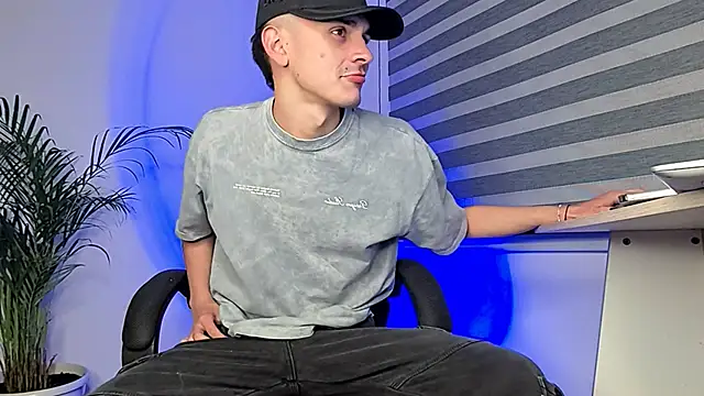 Snapshot of bastia_noooo chatting on 09.09.25 bastia noooo online show from 09.09.25