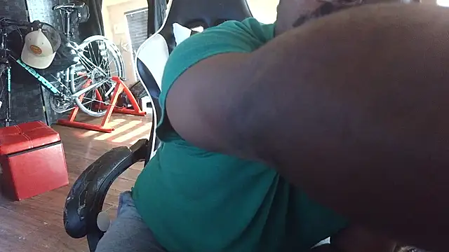 Snapshot of bigshh8 chatting on 02.01.26 bigshh8 online show from 02.01.26