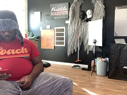 Snapshot of bigshh8 chatting on 02.27.26 bigshh8 online show from 02.27.26