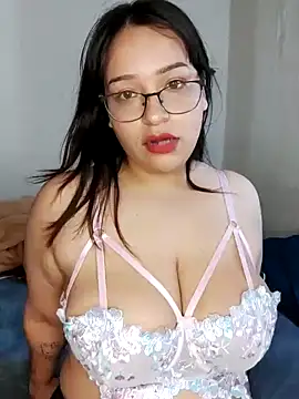 Angiee2001 online show from 02.06.25