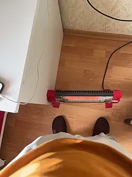 Snapshot of sokrates13 chatting on 12.23.25 sokrates13 online show from 12.23.25