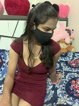 Snapshot of hottiess69 chatting on 01.26.25 hottiess69 online show from 01.26.25