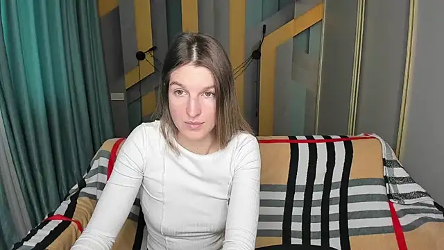 EmilyWalkeri online show from 11.24.25