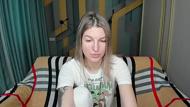 EmilyWalkeri online show from 12.03.25