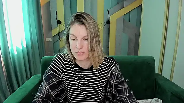 EmilyWalkeri online show from 03.26.26