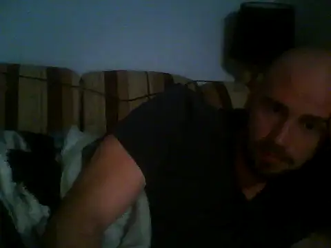 Snapshot of Rejtelmesest chatting on 02.15.26 Rejtelmesest online show from 02.15.26