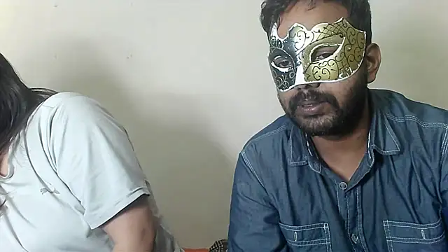 Snapshot of Cutehornycouples chatting on 10.30.25 Cutehornycouples online show from 10.30.25