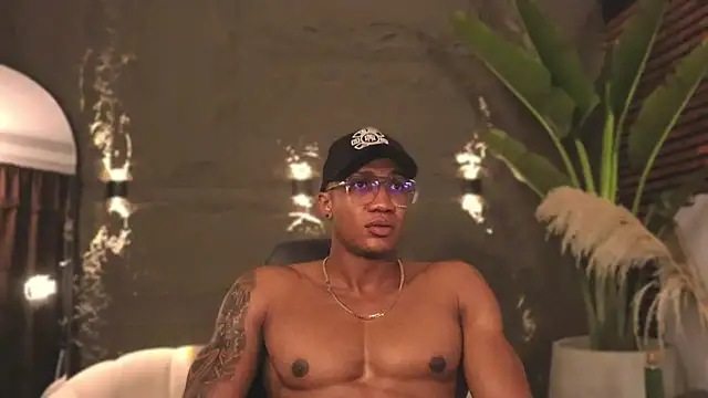 Logan Varela online show from 02.21.25