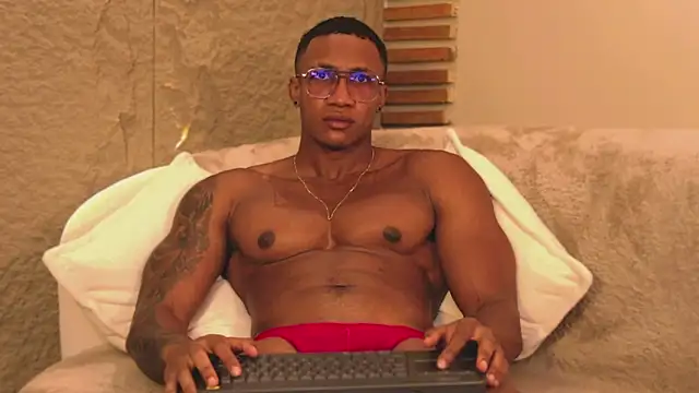 Logan Varela online show from 03.18.25