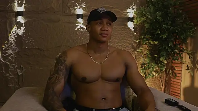 Logan Varela online show from 11.22.25