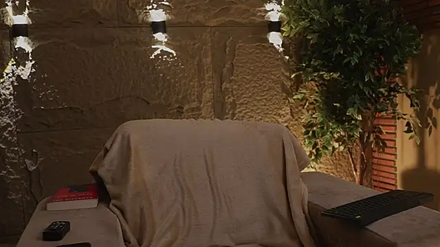 Logan Varela online show from 11.28.25