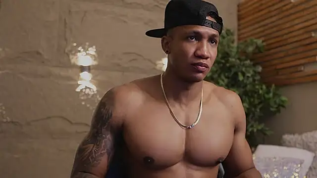 Logan Varela online show from 01.06.26