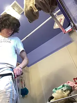 gurlnips online show from 03.16.25