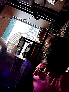 gurlnips online show from 10.09.25