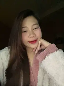Snapshot of Bae1103 chatting on 02.16.25 Bae1103 online show from 02.16.25