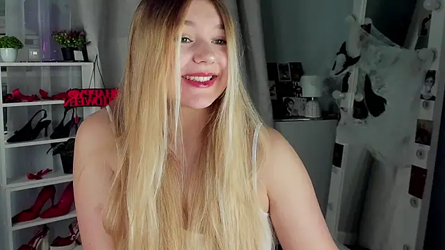 Rebecca Kelly online show from 11.01.25