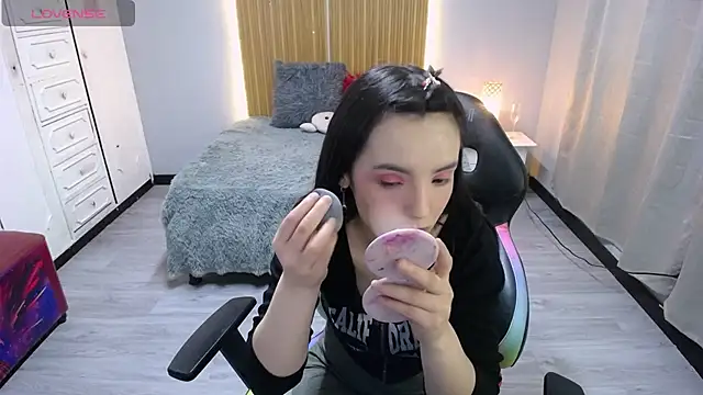 Snapshot of sailor_moon07 chatting on 02.13.26 sailor moon07 online show from 02.13.26