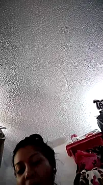 Snapshot of Tiphanydirty3 chatting on 02.14.26 Tiphanydirty3 online show from 02.14.26