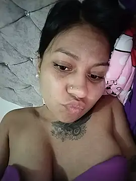 Tiphanydirty3 online show from 05.22.26