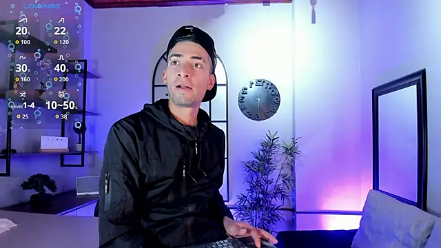 DrakeNeumann online show from 11.18.25