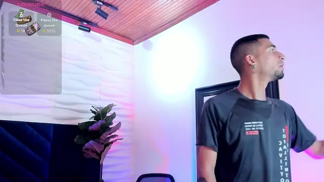 DrakeNeumann online show from 12.15.25