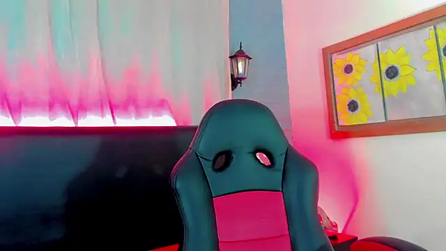 Snapshot of Nikita_Gers chatting on 12.12.24 Nikita Gers online show from 12.12.24