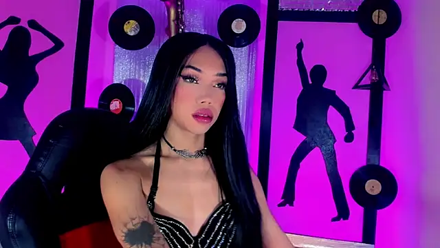 Snapshot of Nikita_Gers chatting on 09.30.25 Nikita Gers online show from 09.30.25