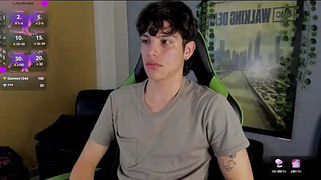 Snapshot of bravoboreal chatting on 12.13.24 bravoboreal online show from 12.13.24