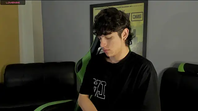 Snapshot of bravoboreal chatting on 01.02.25 bravoboreal online show from 01.02.25