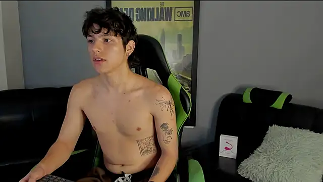 Snapshot of bravoboreal chatting on 01.13.25 bravoboreal online show from 01.13.25