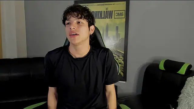 Snapshot of bravoboreal chatting on 01.15.25 bravoboreal online show from 01.15.25