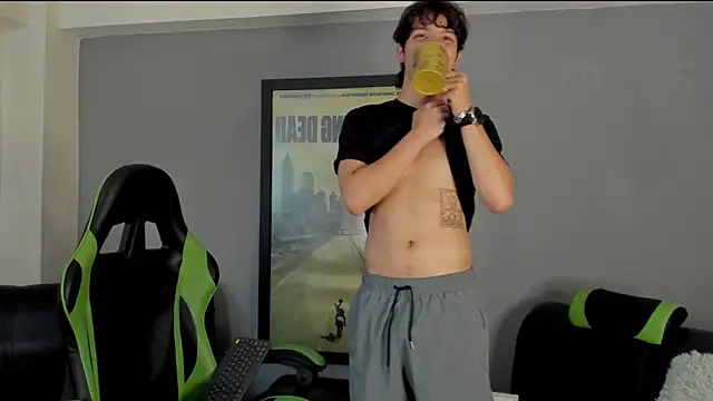 Snapshot of bravoboreal chatting on 01.15.25 bravoboreal online show from 01.15.25