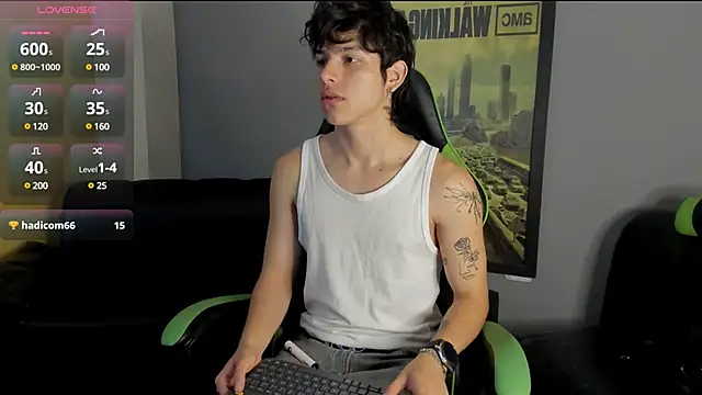 Snapshot of bravoboreal chatting on 01.17.25 bravoboreal online show from 01.17.25