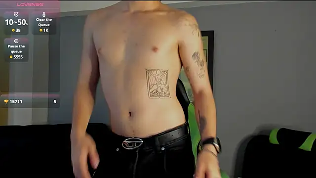 Snapshot of bravoboreal chatting on 01.18.25 bravoboreal online show from 01.18.25