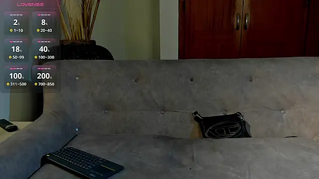 Snapshot of bravoboreal chatting on 09.08.25 bravoboreal online show from 09.08.25