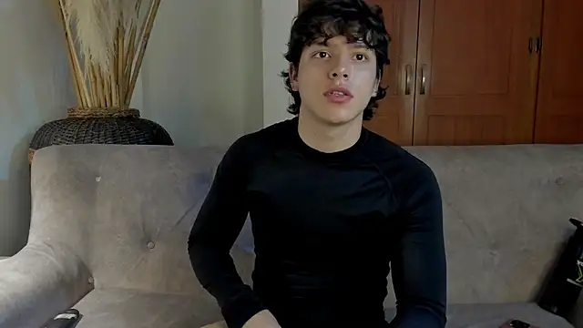 Snapshot of bravoboreal chatting on 09.23.25 bravoboreal online show from 09.23.25