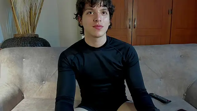 Snapshot of bravoboreal chatting on 09.29.25 bravoboreal online show from 09.29.25