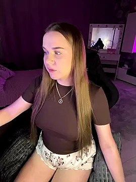 Snapshot of Lexi_noah chatting on 10.28.25 Lexi noah online show from 10.28.25