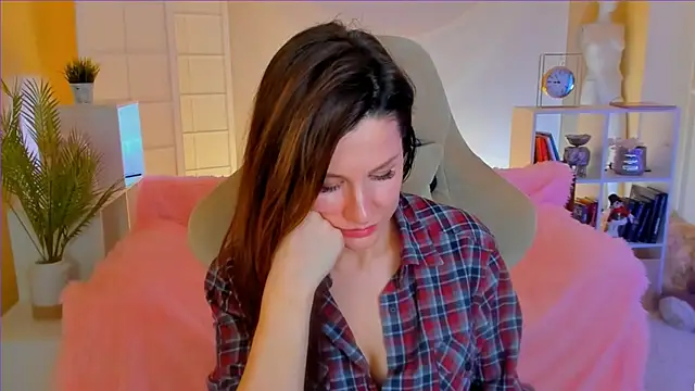 Snapshot of April_o_Nill chatting on 01.23.25 April o Nill online show from 01.23.25