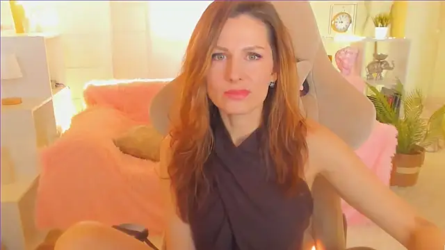 Snapshot of April_o_Nill chatting on 02.25.25 April o Nill online show from 02.25.25