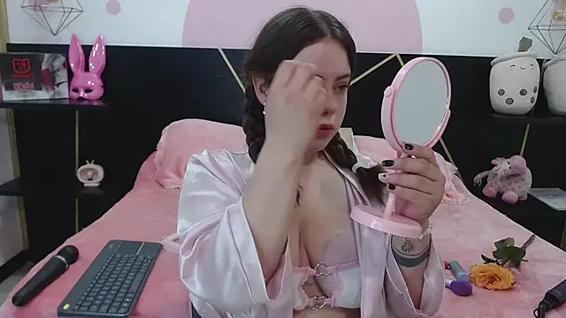 DanniAbbey online show from 03.08.25