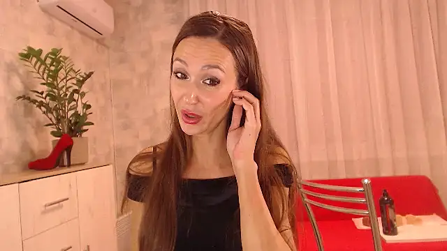 Snapshot of DanaPerezX chatting on 03.04.25 DanaPerezX online show from 03.04.25