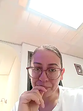 Snapshot of miss_hanna07 chatting on 04.13.26 miss hanna07 online show from 04.13.26