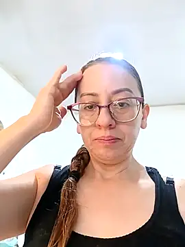 Snapshot of miss_hanna07 chatting on 04.14.26 miss hanna07 online show from 04.14.26